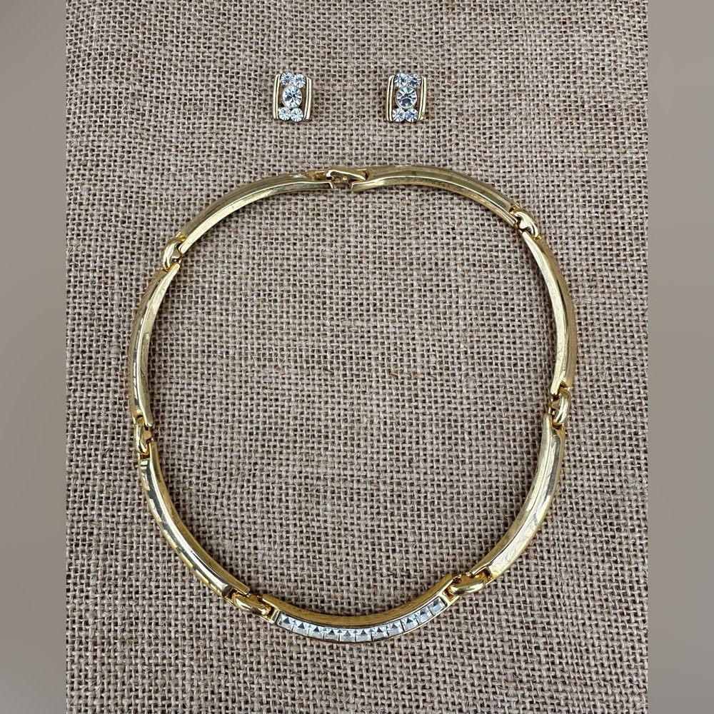 Goldtone Rhinestone Vintage Set Necklace Earrings